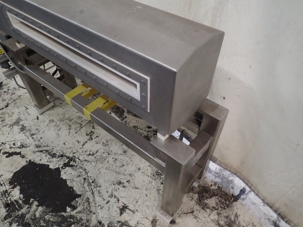 Mettler Toledo / Safeline Metal Detector