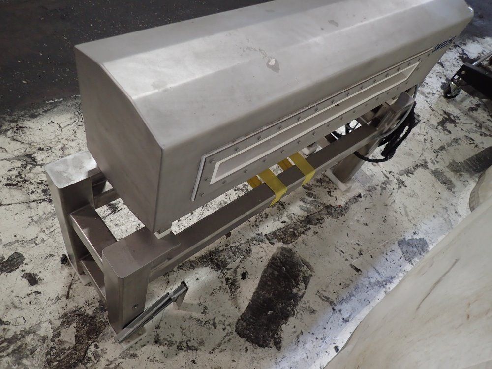 Mettler Toledo / Safeline Metal Detector