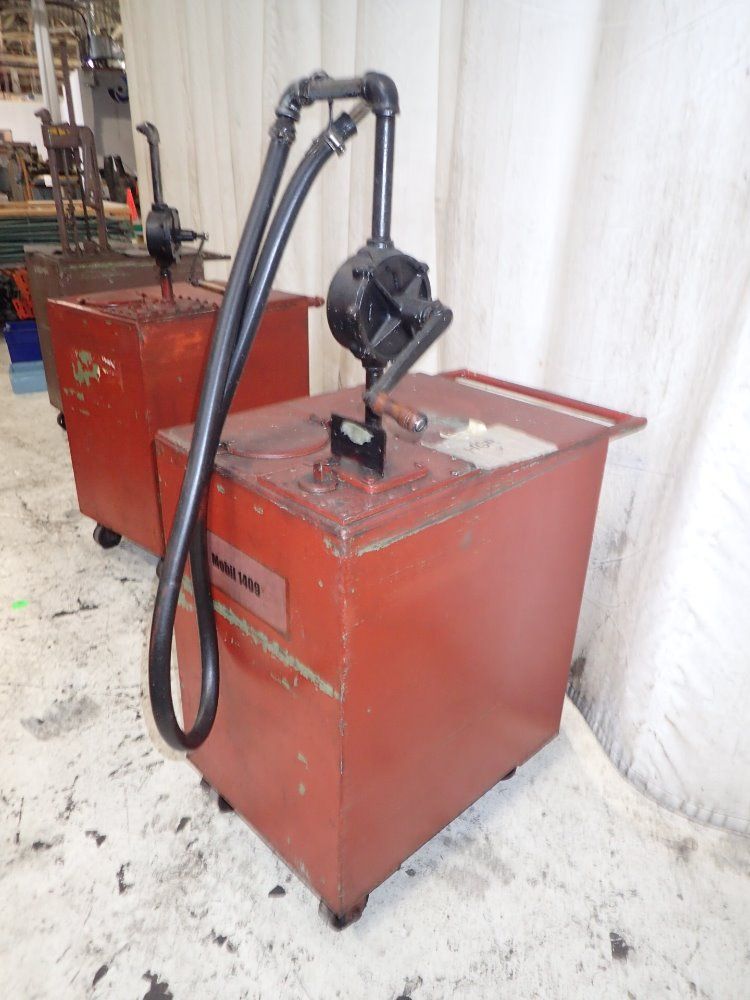 Bowser Oil Tank W/ Pump