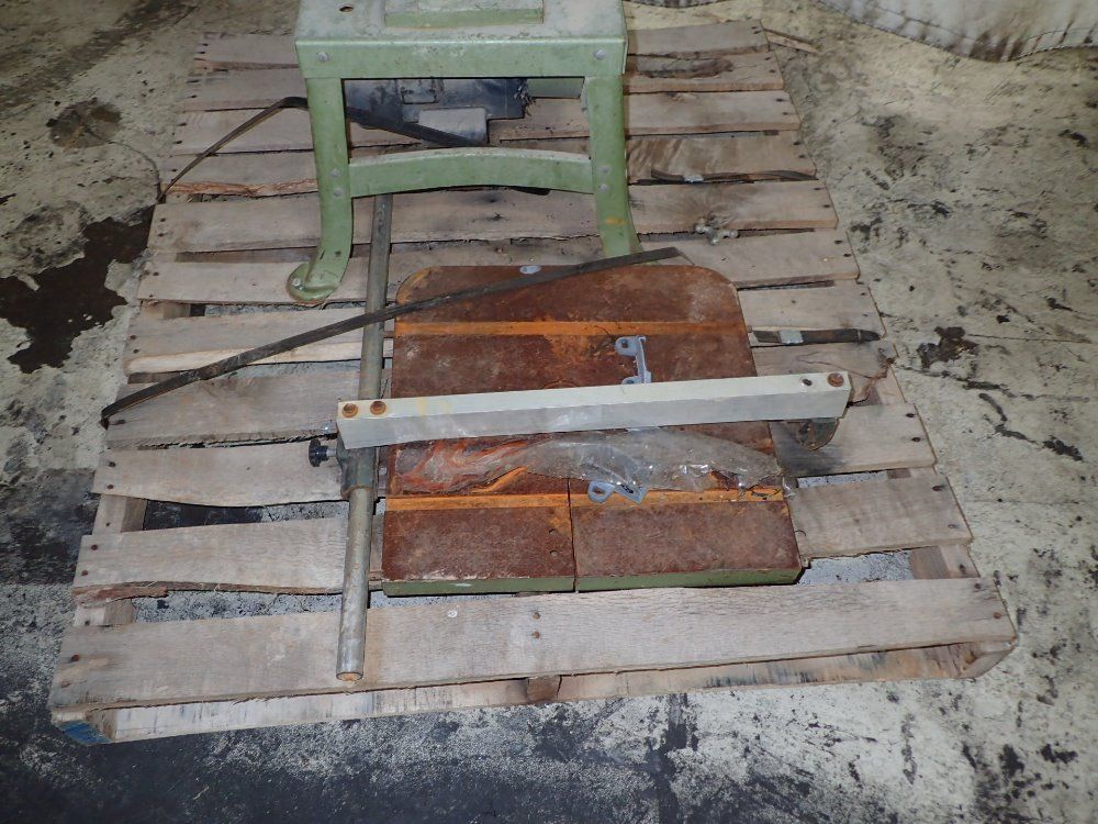 Kbc Machinery Vertical Bandsaw