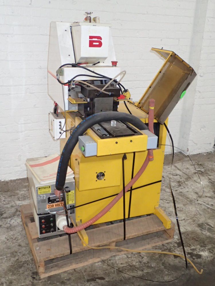 Butler Injection Molding Machine