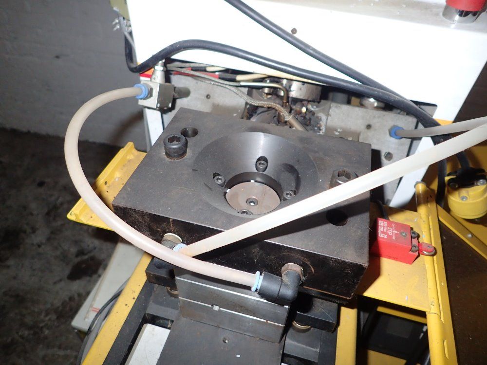 Butler Injection Molding Machine