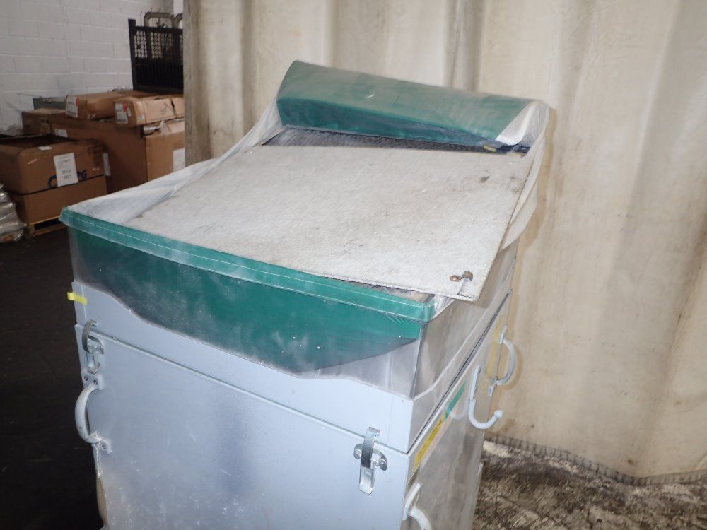 Island Cleaner Dust Collector