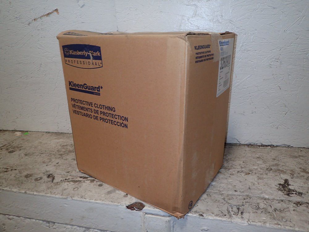 Kleenguard/kimberly Clark 4xl Safety Coveralls - 32609