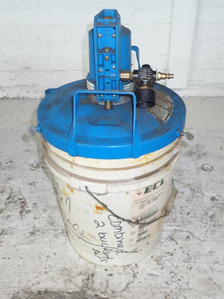 Power - Lube Bucket Pump