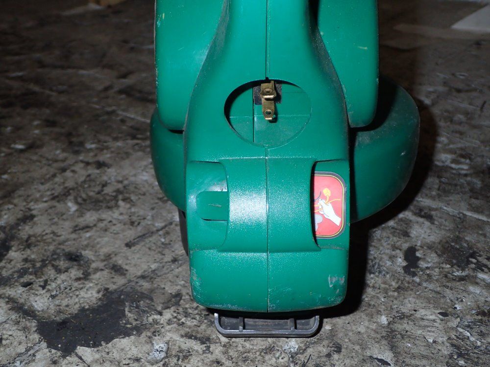 Weed Eater Electric Leaf Blower