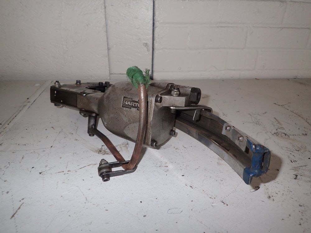 Hartco Pneumatic Clip Gun