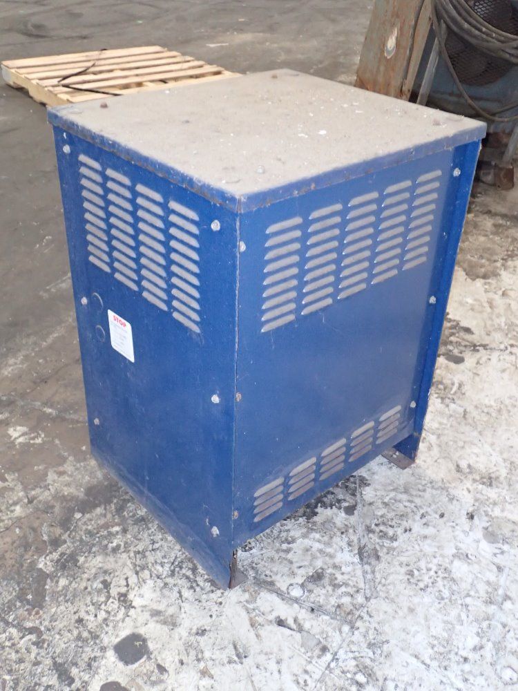 Northeast Battery Charger