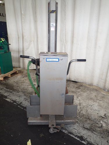 Easy Lift Pine Cone Lift