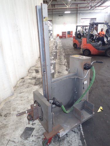 Easy Lift Pine Cone Lift