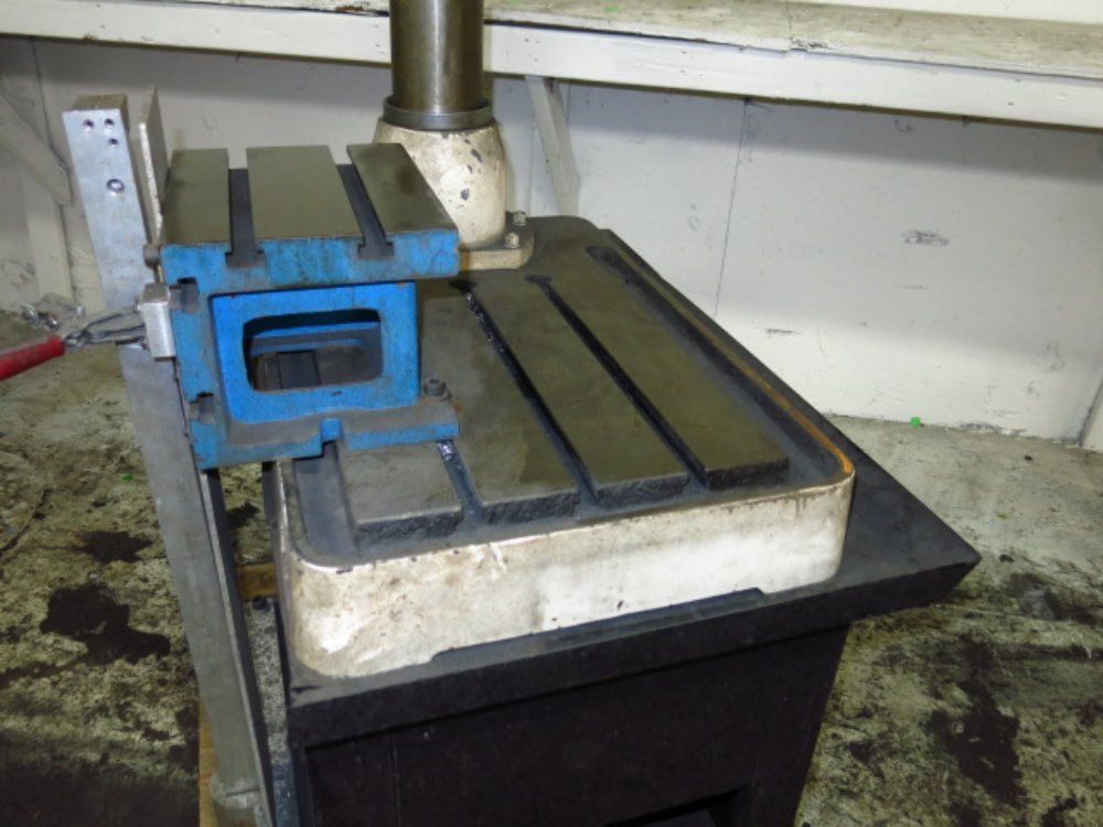 Rong Fu Radial Arm Drill