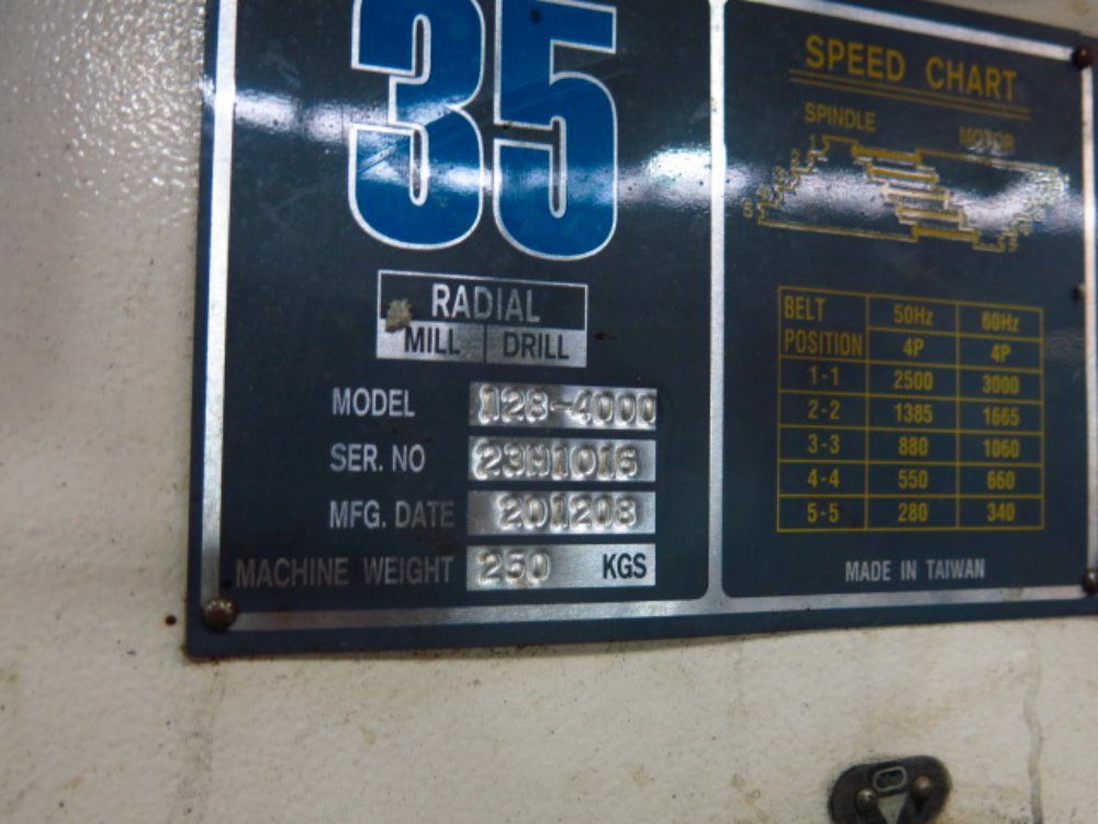 Rong Fu Radial Arm Drill