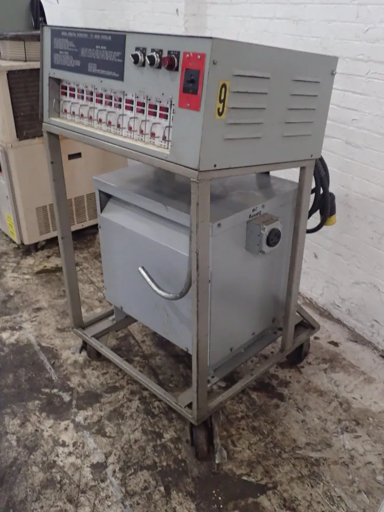 Plastic Engineering & Technical Service Mold Controller