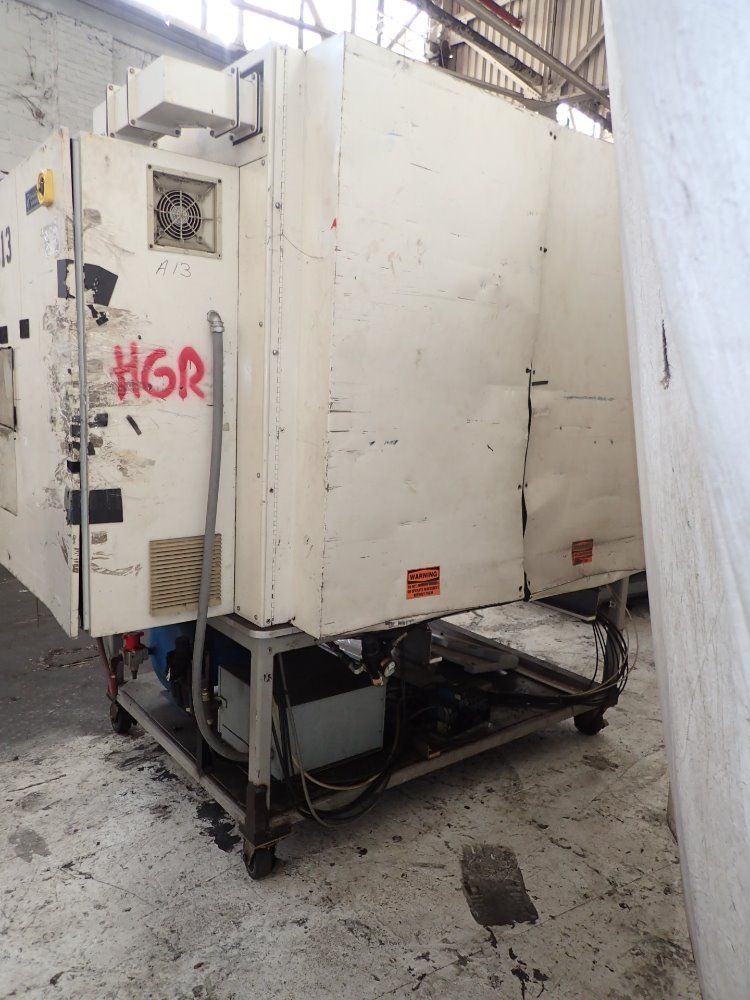 Forward Ultrasonic Welder Station