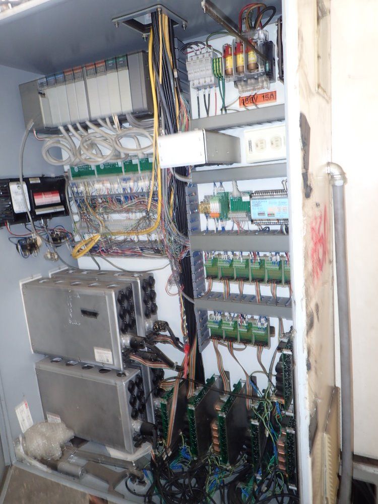 Forward Ultrasonic Welder Station