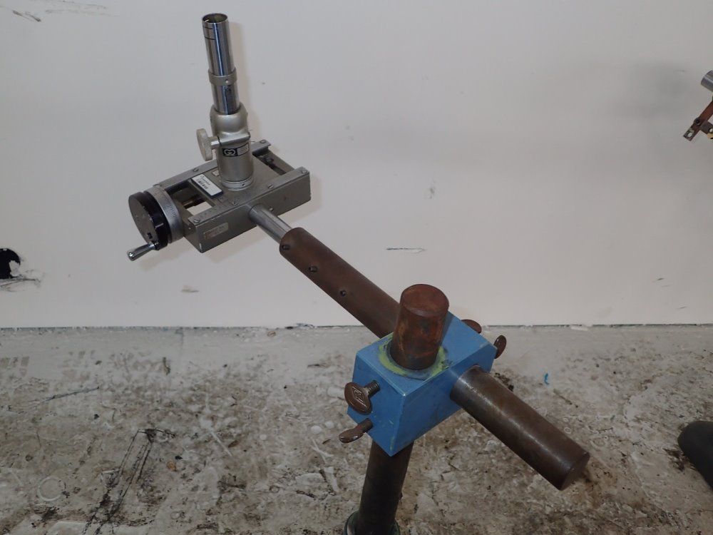 Gaertner Adjustable Microscope