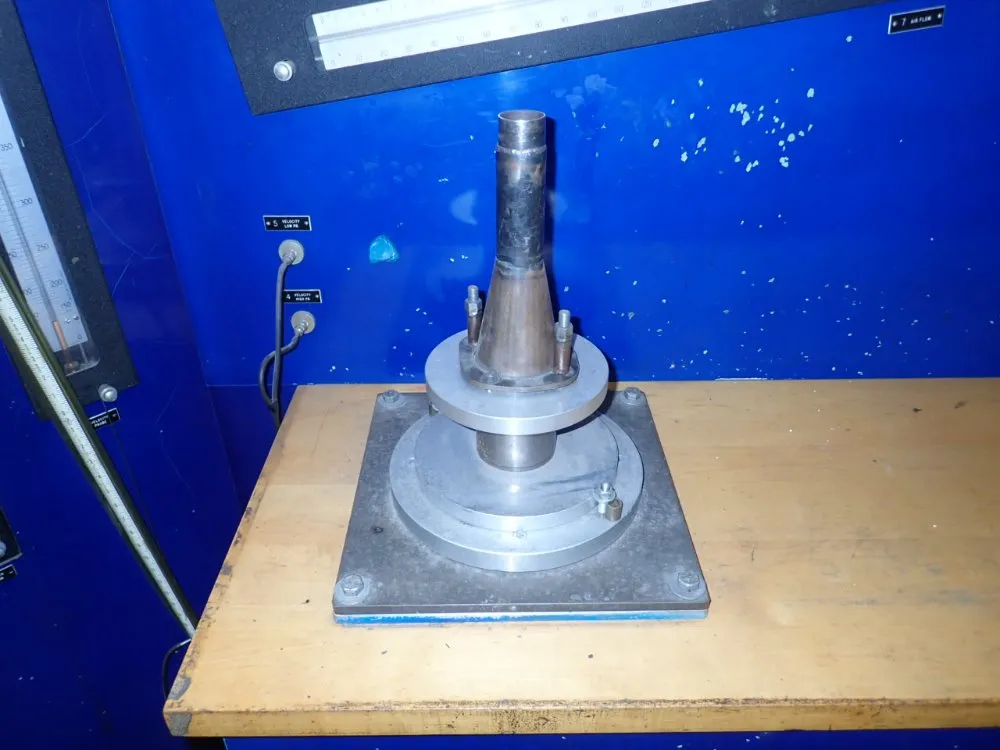 The Meriam Instrument Co. Cylinder Head Flow Bench