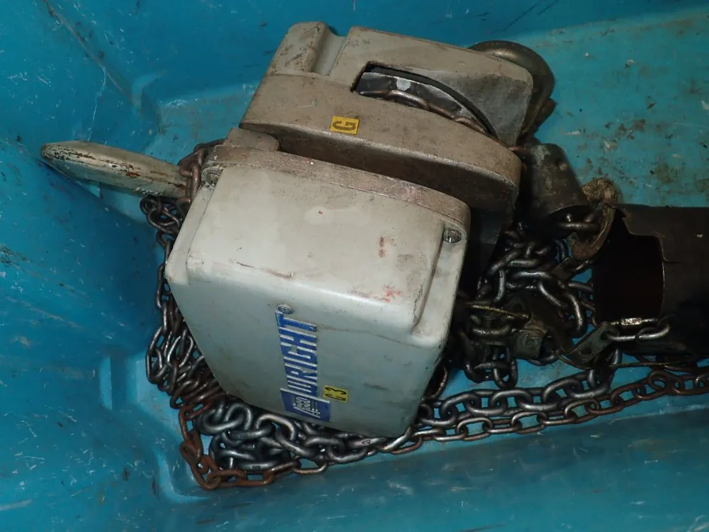 Acco / Wright Chain Hoist