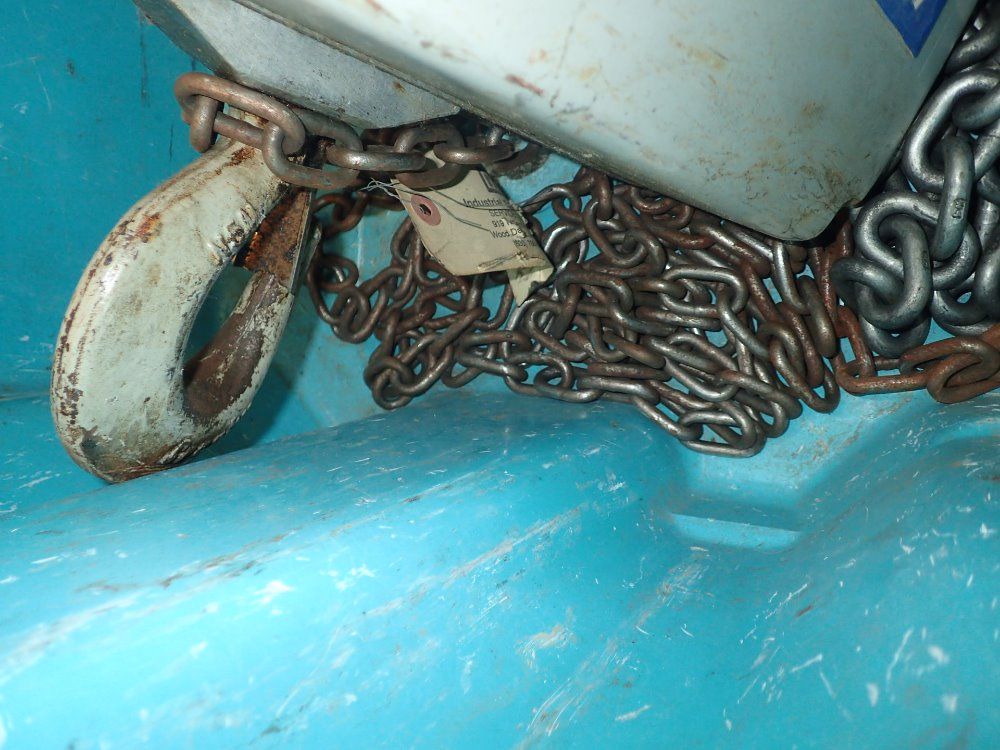 Acco / Wright Chain Hoist