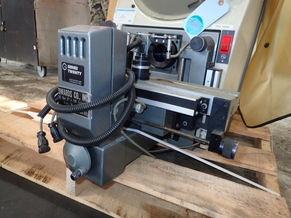 Gage Master Optical Comparator