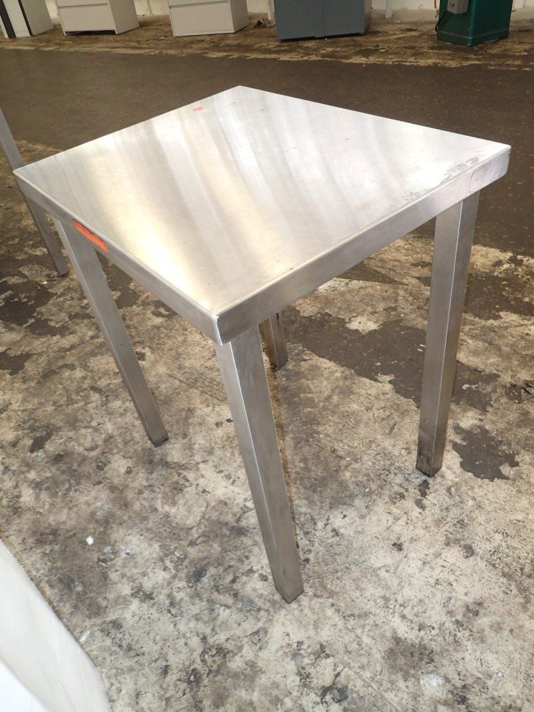 Clean Air Products S/s Table