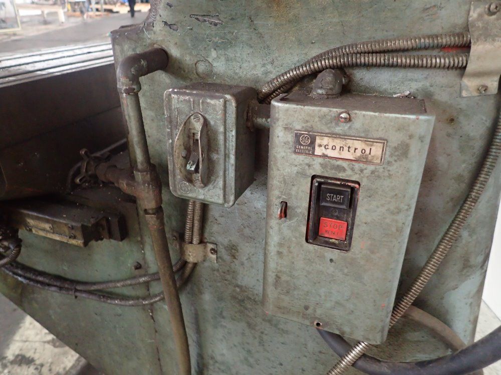 Bridgeport Vertical Mill