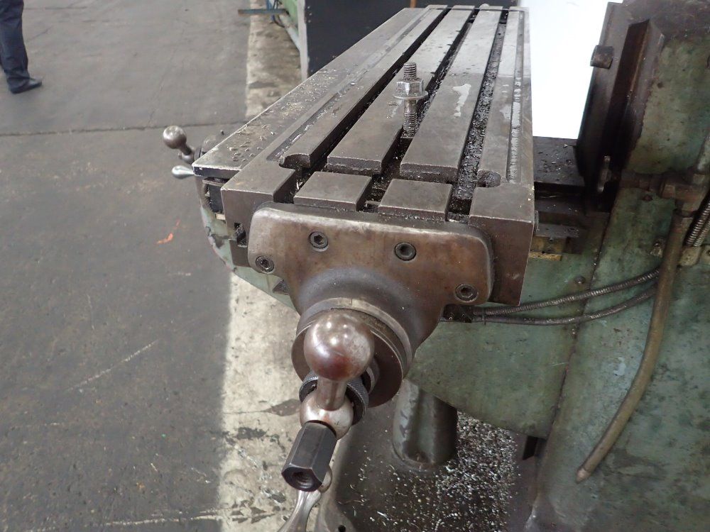 Bridgeport Vertical Mill