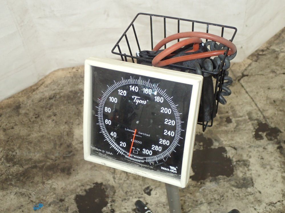 Welch Allyn Portable Sphygmomanometer