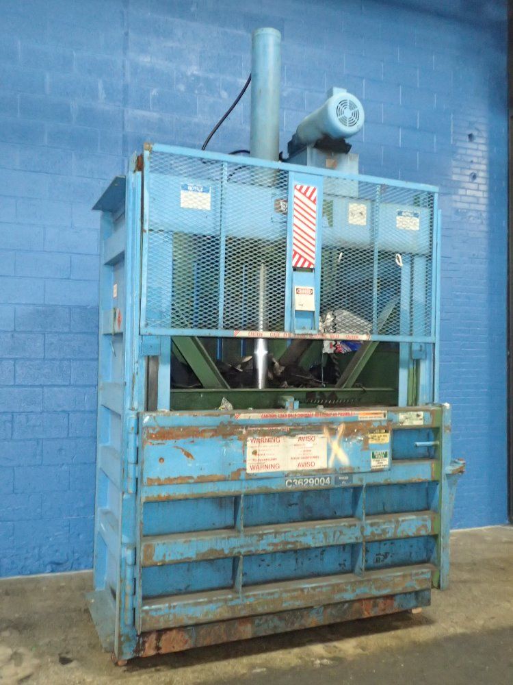 The American Baler Co. Baler