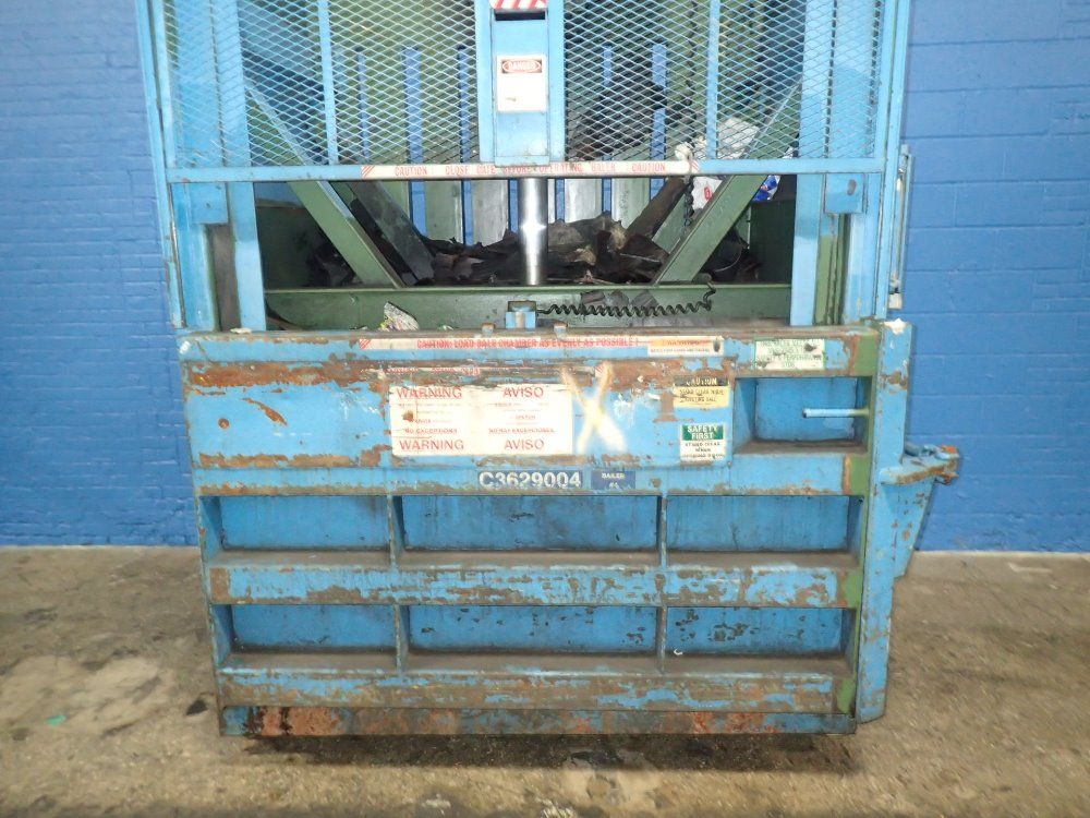 The American Baler Co. Baler