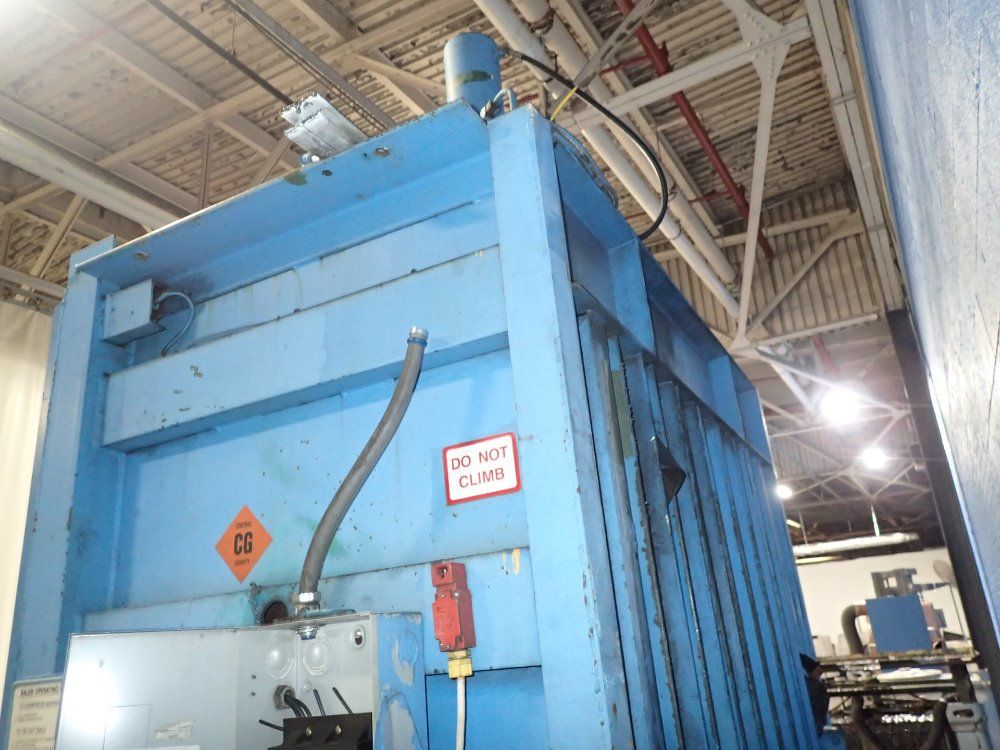 The American Baler Co. Baler