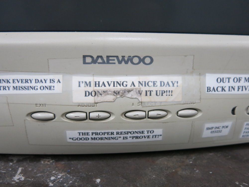 Daewoo Monitor