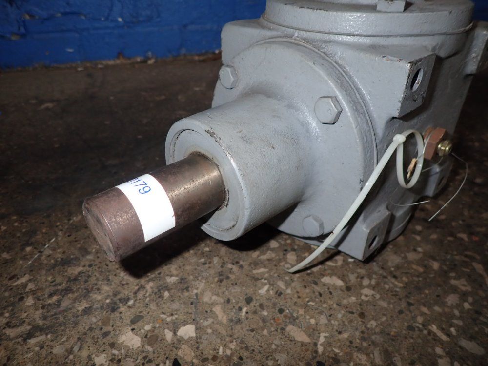 Milton Gear Reducer