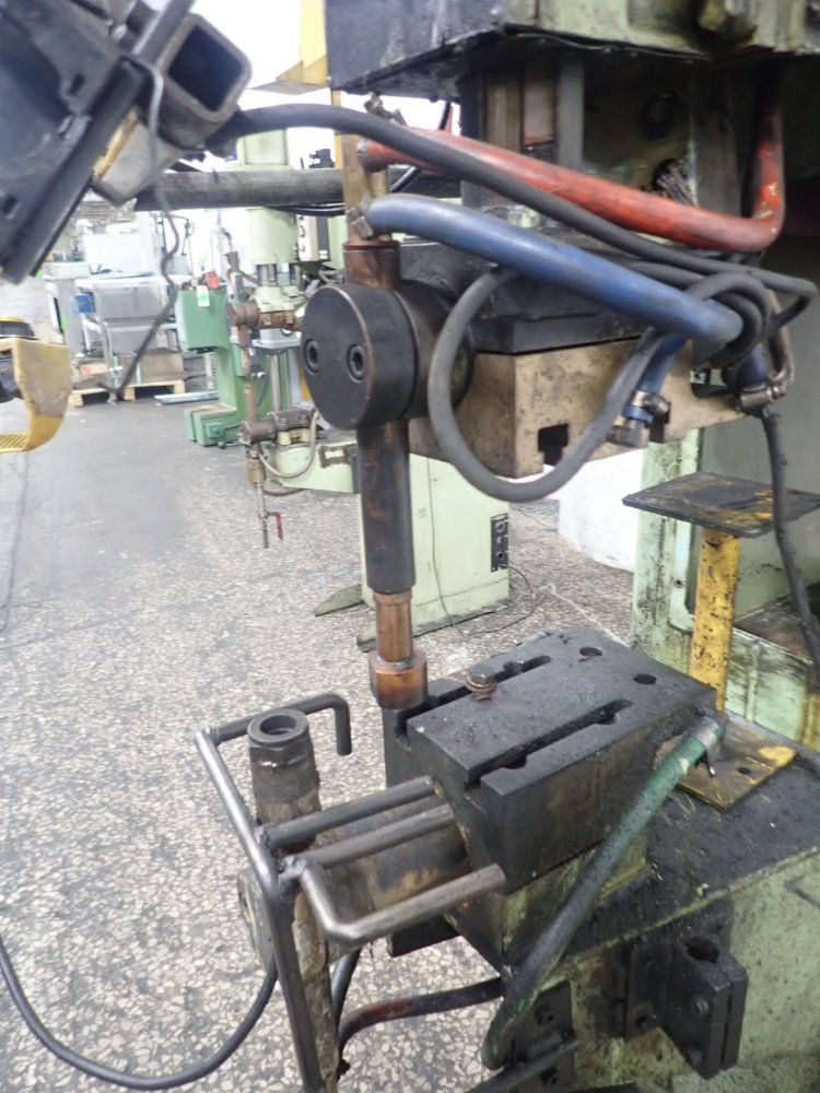 Dengensha Spot Welder