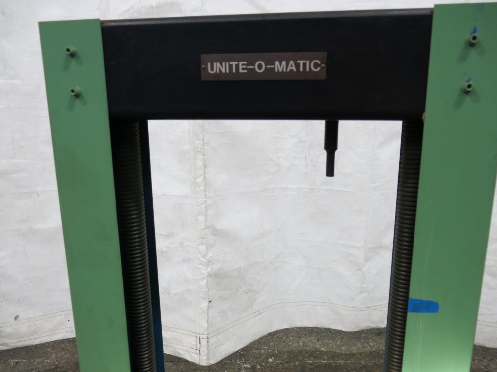 United Calibration Tensile Tester