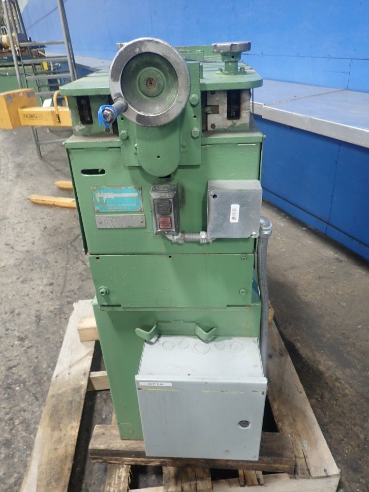 Gauer Metalworking Deburring Machine