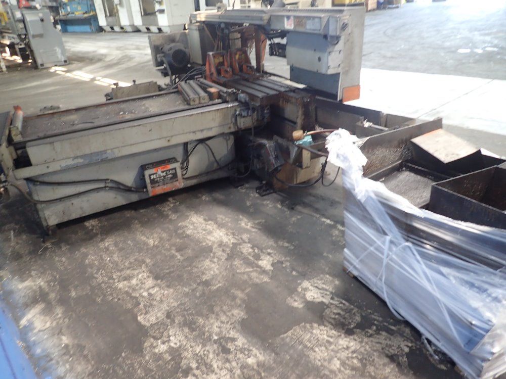 H E & M Saw Horizontal Bandsaw