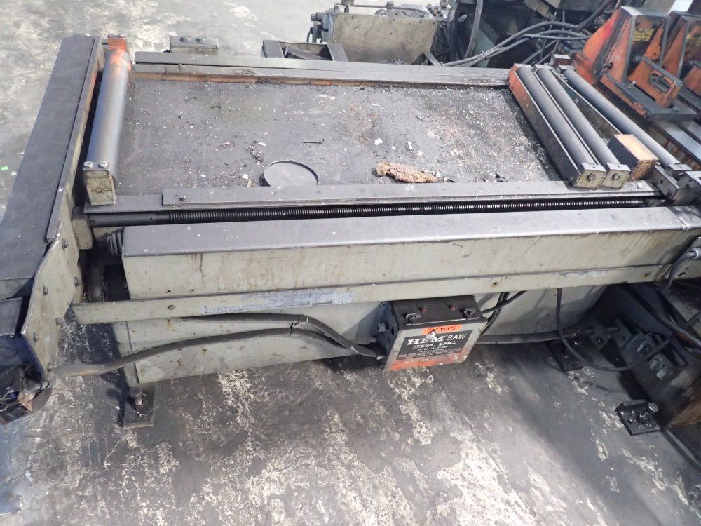H E & M Saw Horizontal Bandsaw