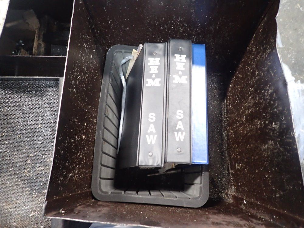 H E & M Saw Horizontal Bandsaw