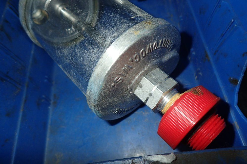 Lube-devices Lubricators