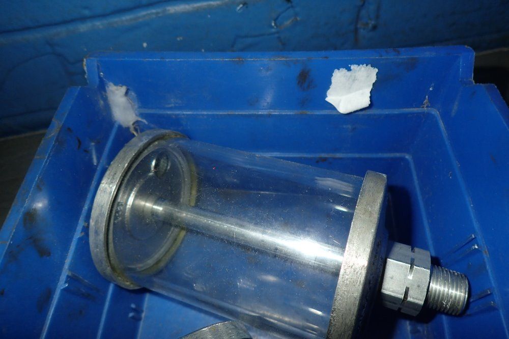 Lube-devices Lubricators