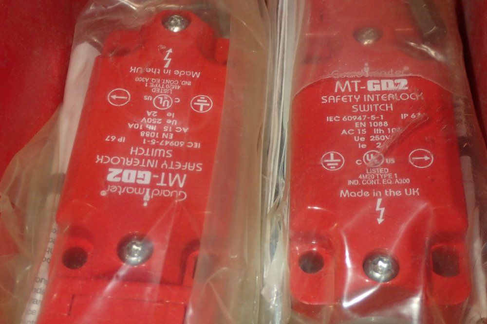 Guard Master Safety Interlock Switches