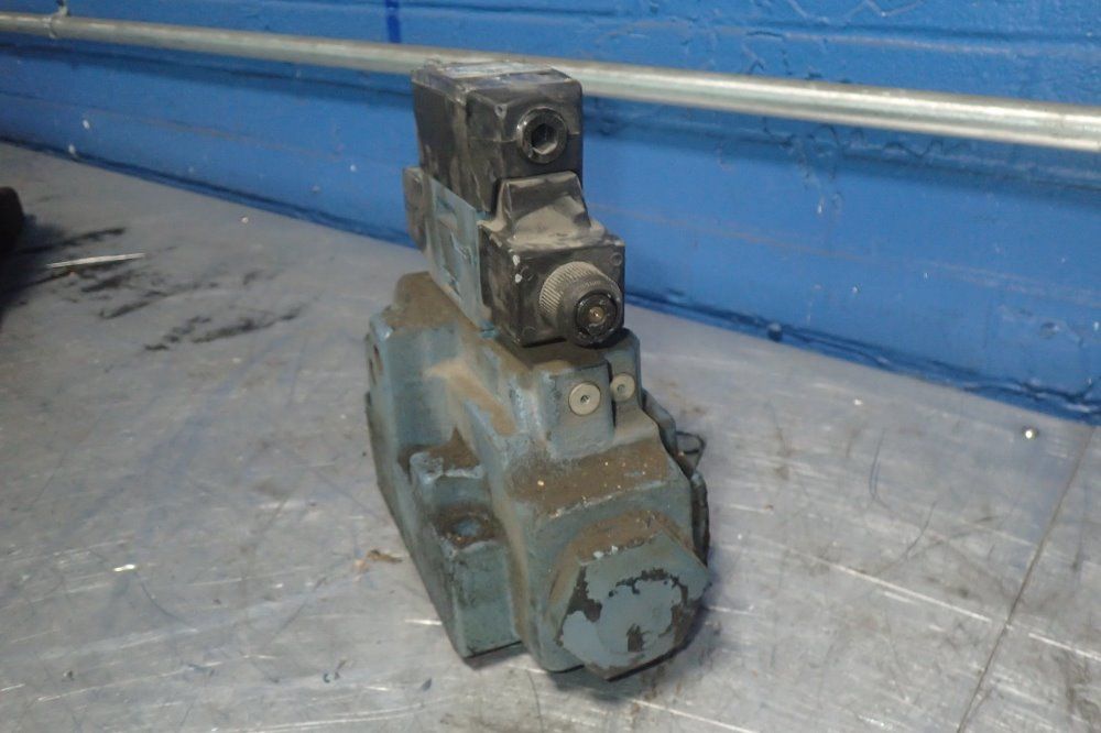 Continental Hydraulics Pilot Valve