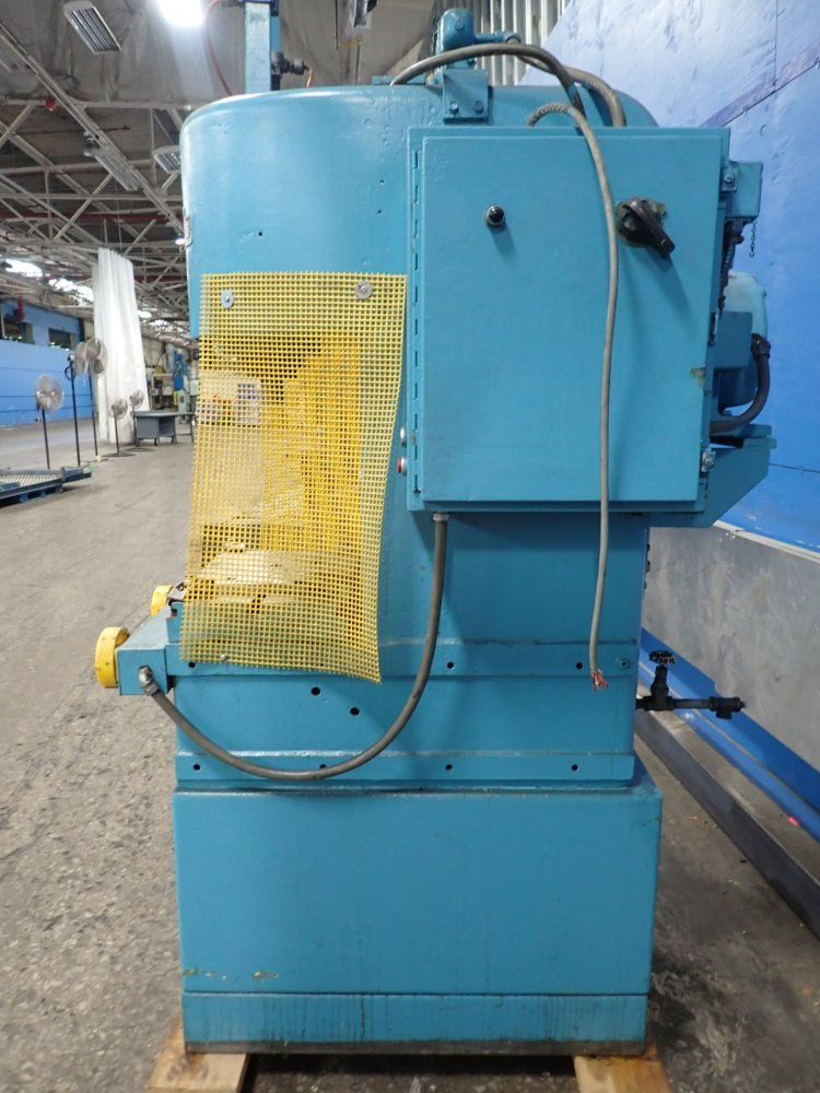 Denison / Multipress 14" X 20" Bed 8 Ton Press - 8c01c21a35s06