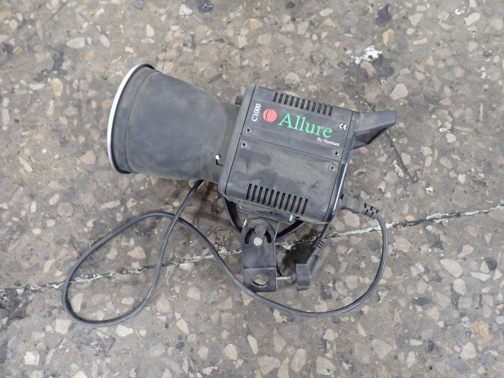 Allure / Norman Lamp