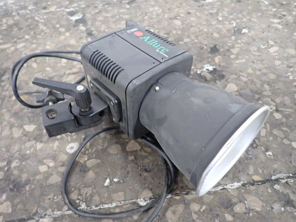 Allure / Norman Lamp