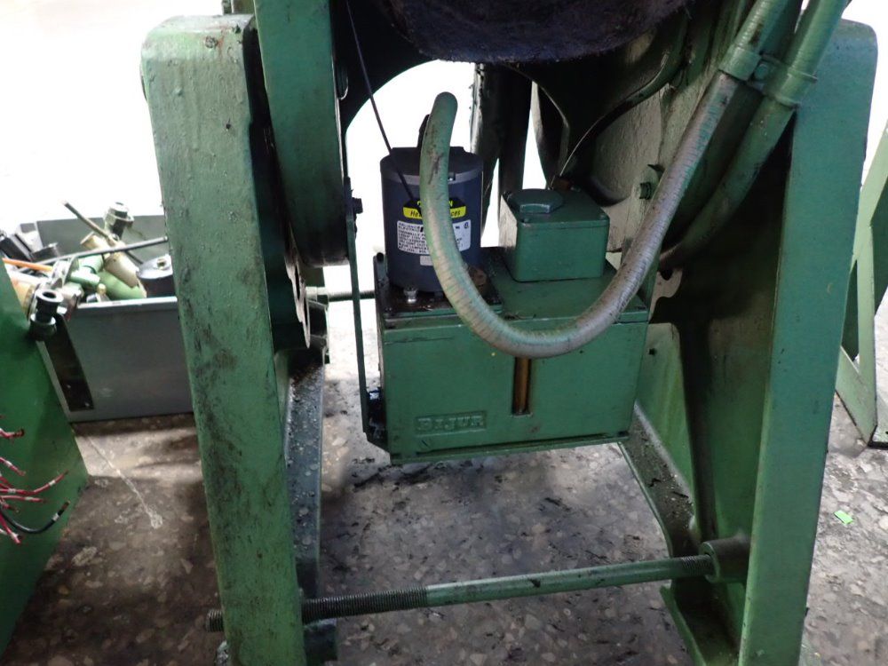 L & J Press Co. Obi Press