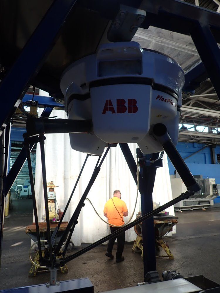 Abb 7 3/4" X 180" & 20" X 180" Conveyors Flexpicker/ircb360m2004 Pick And Place Robots - Flexpicker/ircb360m2004