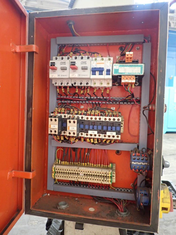 Knuth 9 1/4" X 31 1/2" Mark Super Drill Vertical Mill / Drill - Mark Super Drill