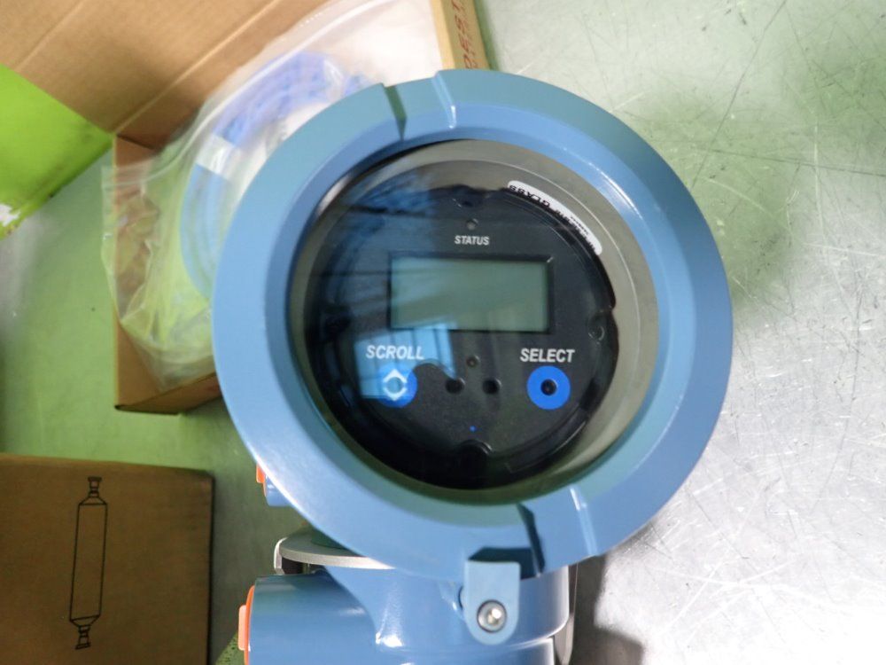 Emerson 1700r11abuezzz Micro Motion Transmitter - 1700r11abuezzz
